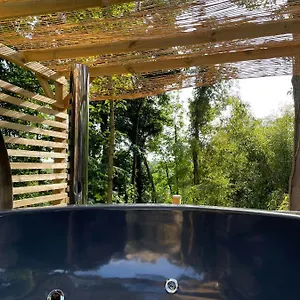 La Du Panda Hébergement de vacances Abrest