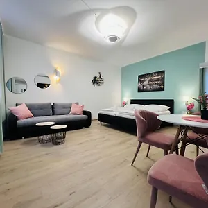Wf-apartment Westbahnhof Apartmán