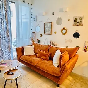 La Belle De Hébergement de vacances LʼIsle-sur-la-Sorgue