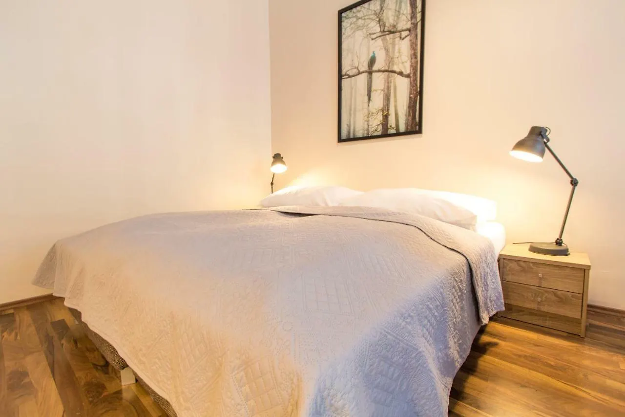 Apartment Landgutgasse Vienna 0*,